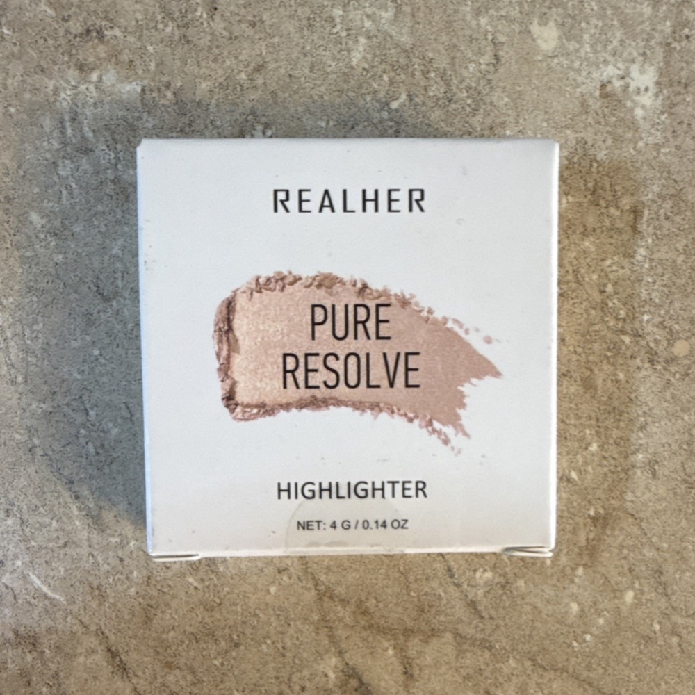 REALHER Pure Resolve Highlighter Champagne Cruelty Free Paraben Free 4g